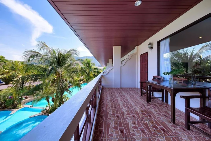 Самуи: Aumpai Luxury