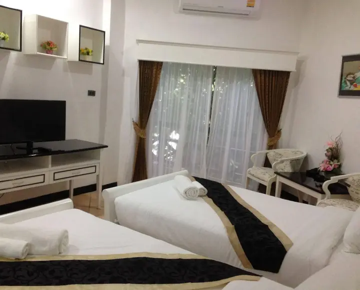 Паттайя: YJ Hotel