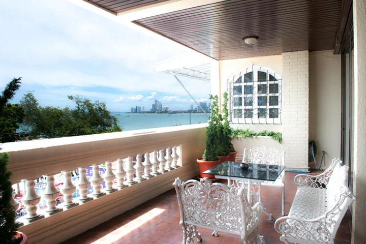 Паттайя: Lido Beach Hotel Pattaya