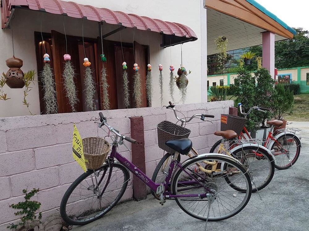 Лансака: Baan Yaychoey Kiriwong