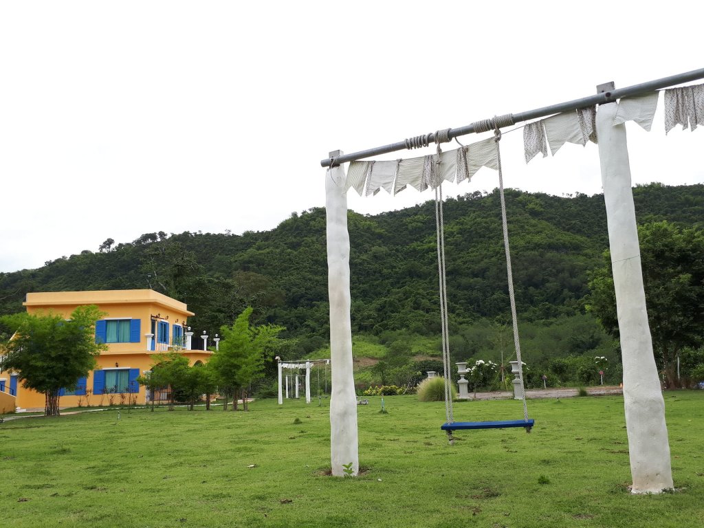 Дан-Макхам-Тиа: Rak Na Suan Pueng Resort