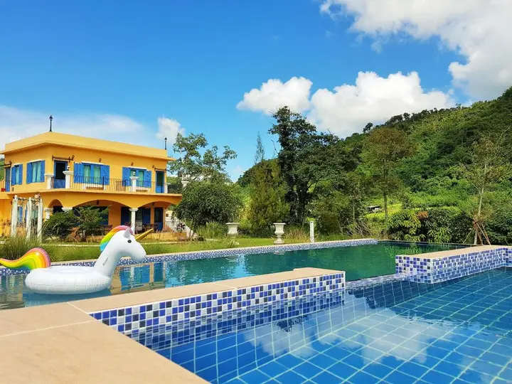 Дан-Макхам-Тиа: Rak Na Suan Pueng Resort