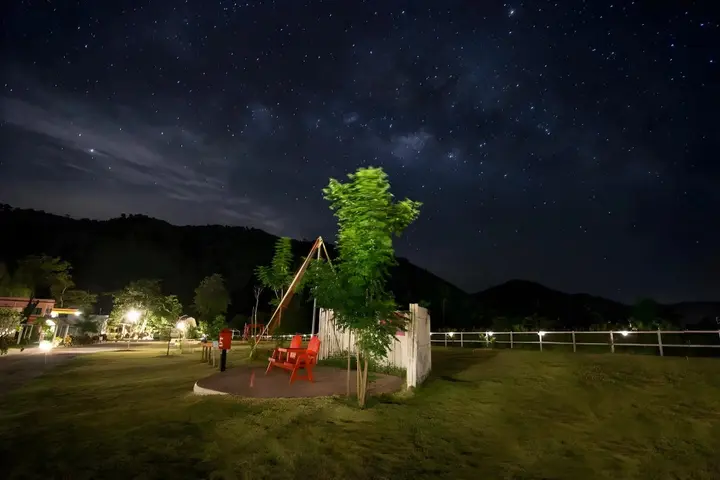 Дан-Макхам-Тиа: Rak Na Suan Pueng Resort