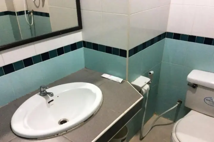 Хатъяй: C.S. Apartment Hat Yai