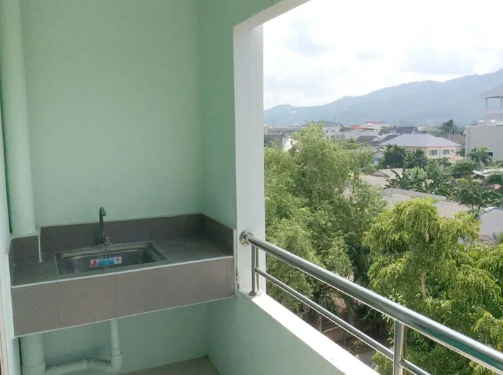 Хатъяй: C.S. Apartment Hat Yai