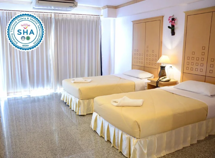 Сурин: Maneerote Hotel Surin