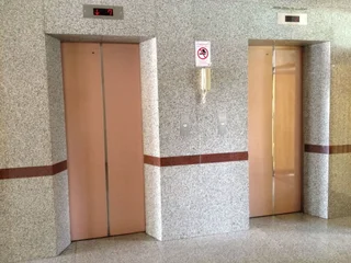 Сурин: Maneerote Hotel Surin