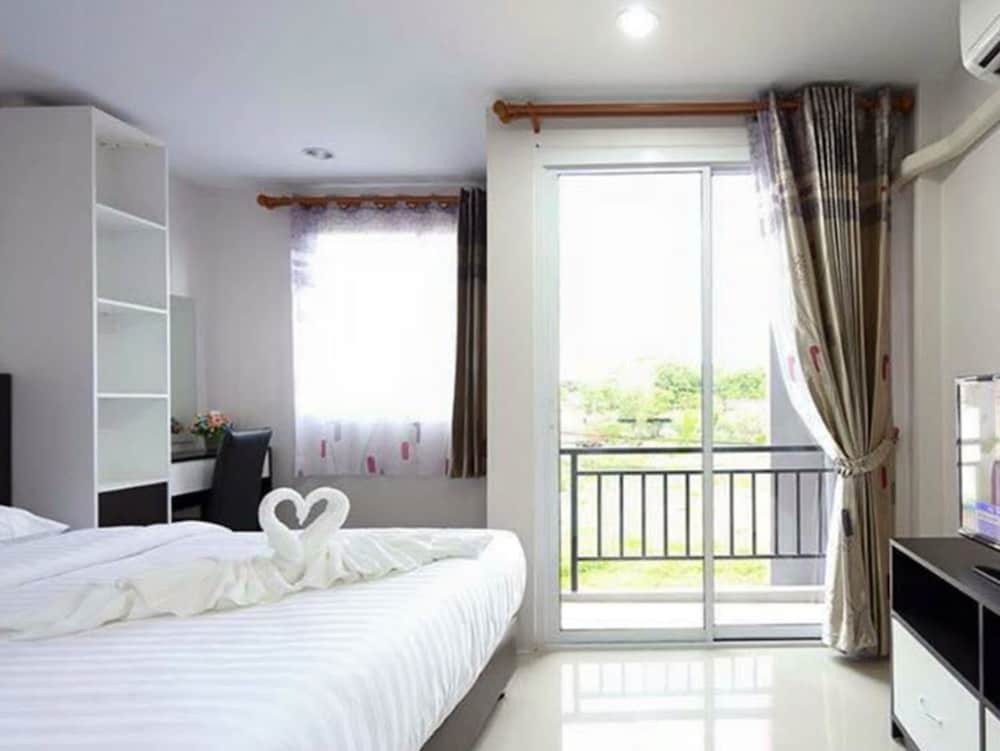 Пхетчабун: Belleville Hotel