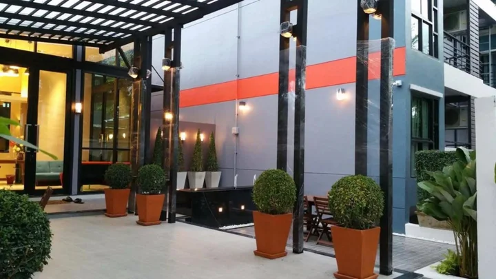 Патхумтхани: Woodroof Residence Rangsit
