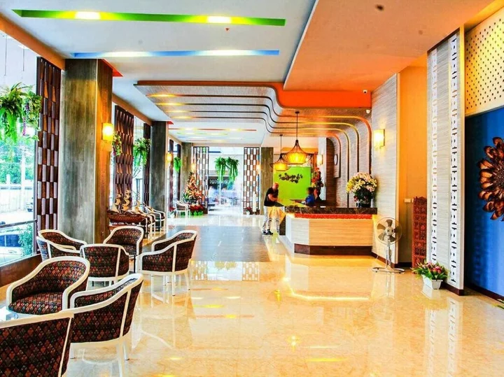 Паттайя: The Win Pattaya