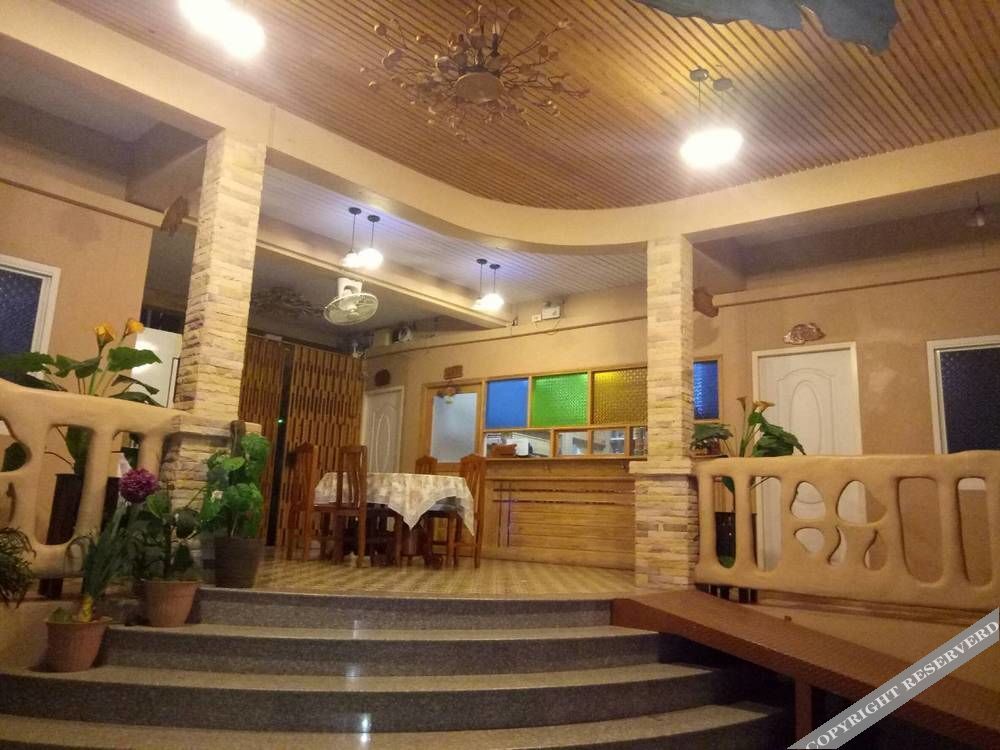 Пхитсанулок: S.K.Pavillion