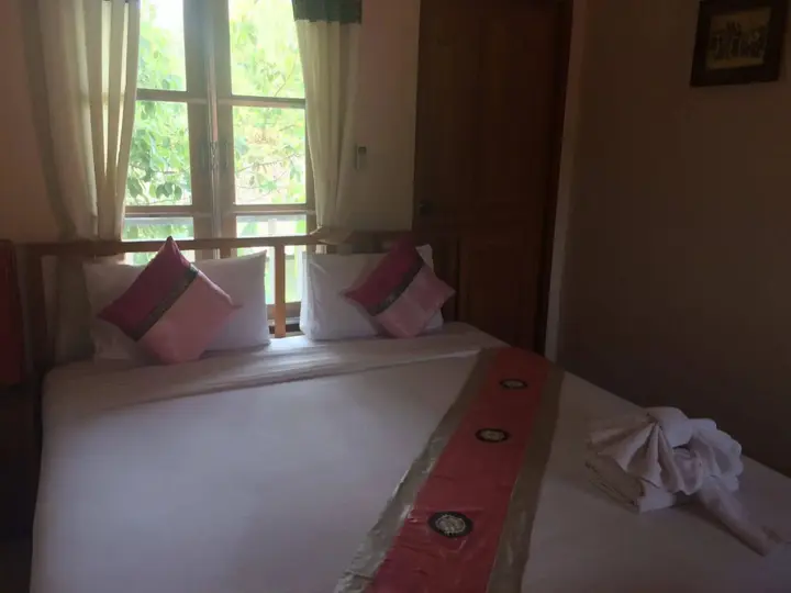 Мэхонгсон: Pornpong House