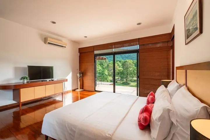 Пак-Чонг: The Pig House Khao Yai