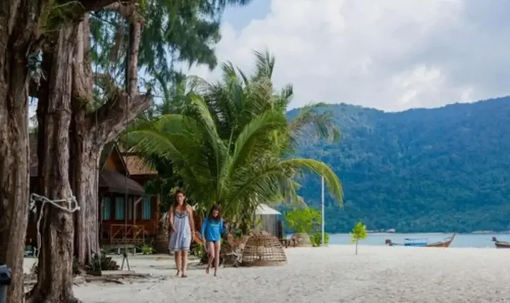 пляж Санрайз: Lipe Beach Resort
