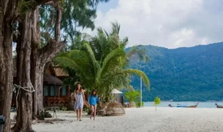 пляж Санрайз: Lipe Beach Resort
