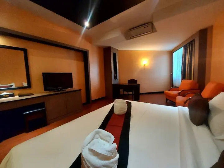 Садао: M Hotel Danok
