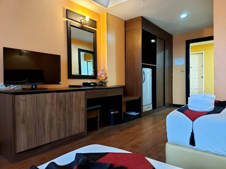 Садао: M Hotel Danok