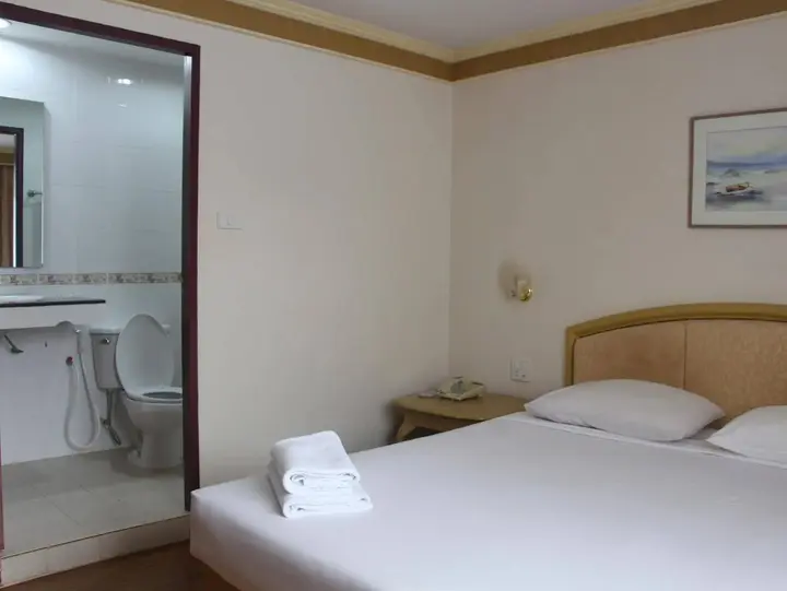 Муанг: Neptuna Kata Hotel