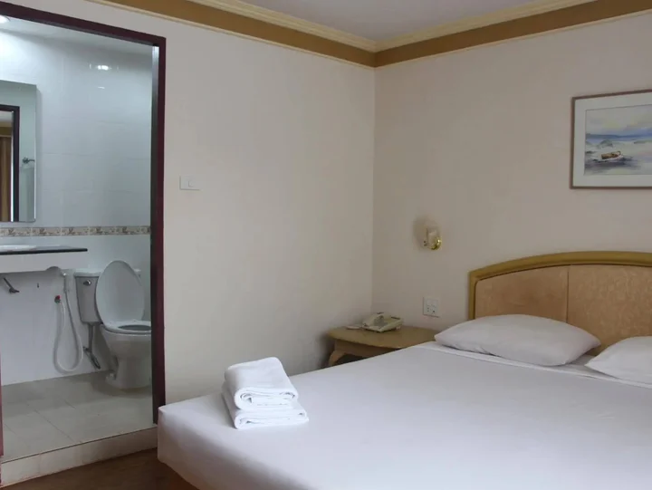 Муанг: Neptuna Kata Hotel