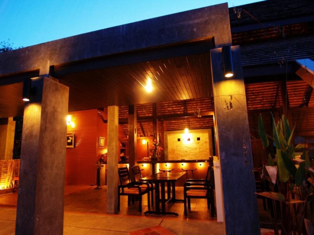 Лоэй: Baan Fadow Family Resort
