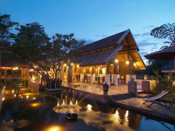 Лоэй: Baan Fadow Family Resort