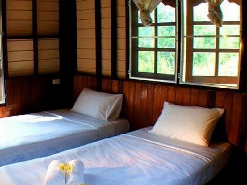 Тгонг-Фа-Фум: Phuiyara Resort