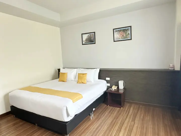 Нанг-Ронг: Akelada Hotel