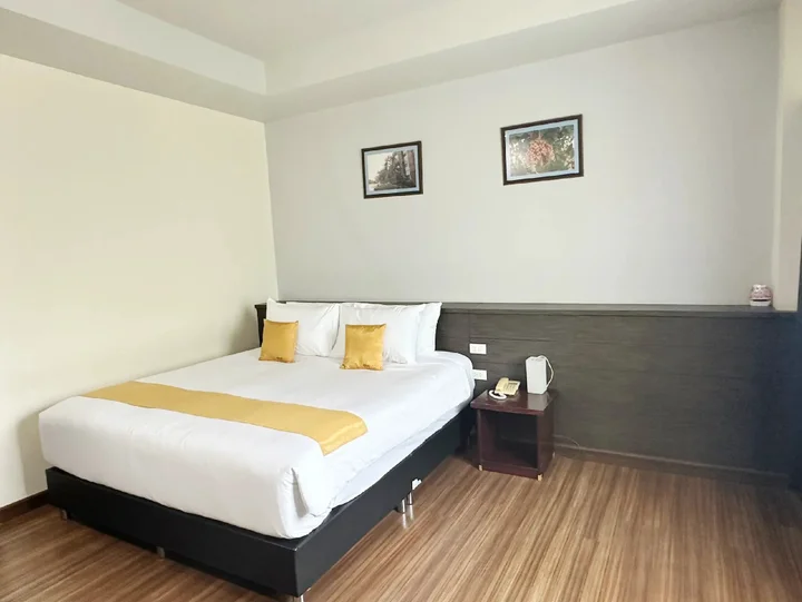 Нанг-Ронг: Akelada Hotel