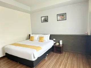 Нанг-Ронг: Akelada Hotel