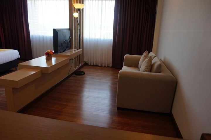 Нанг-Ронг: Akelada Hotel