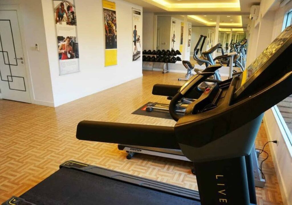 Нанг-Ронг: Akelada Hotel