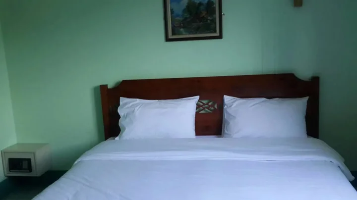 Муанг: Rung Tawan Hostel