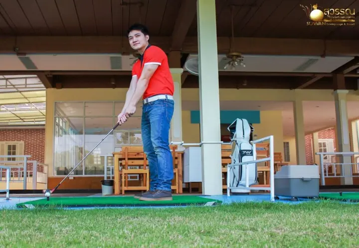 Сирача: Suwan Driving Range and Resort