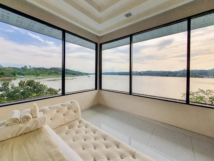 Сангкхла Бури: Phornpailin Riverside Resort