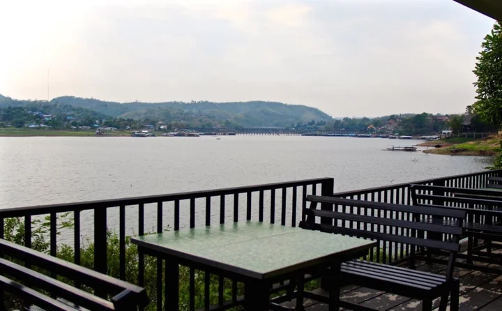 Сангкхла Бури: Phornpailin Riverside Resort