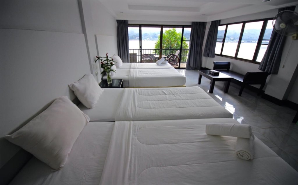 Сангкхла Бури: Phornpailin Riverside Resort