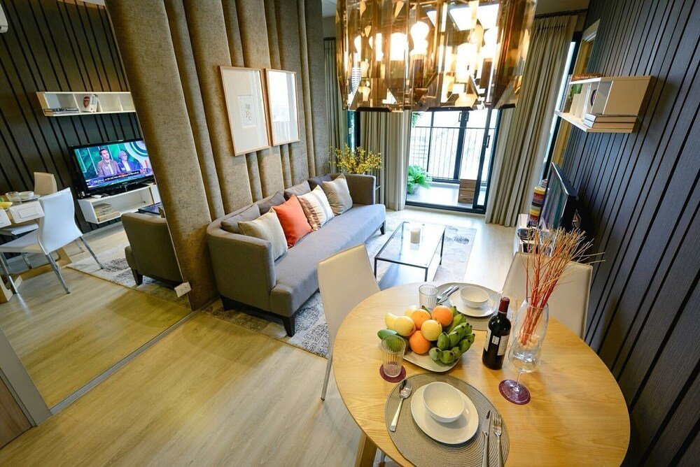 Бангкок: Near Rama 9 Intersection Apartment