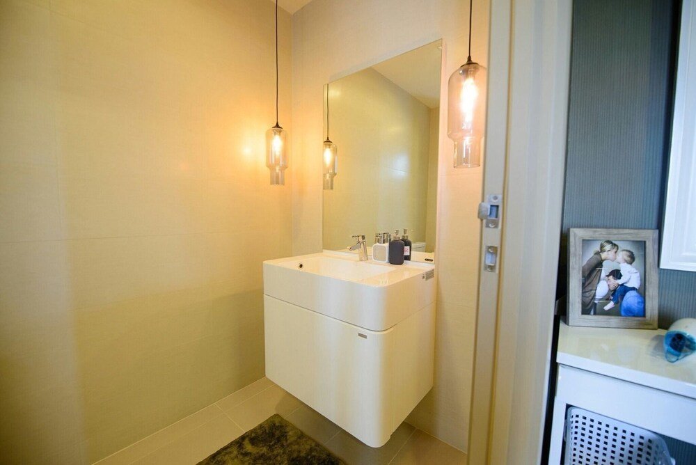 Бангкок: Near Rama 9 Intersection Apartment