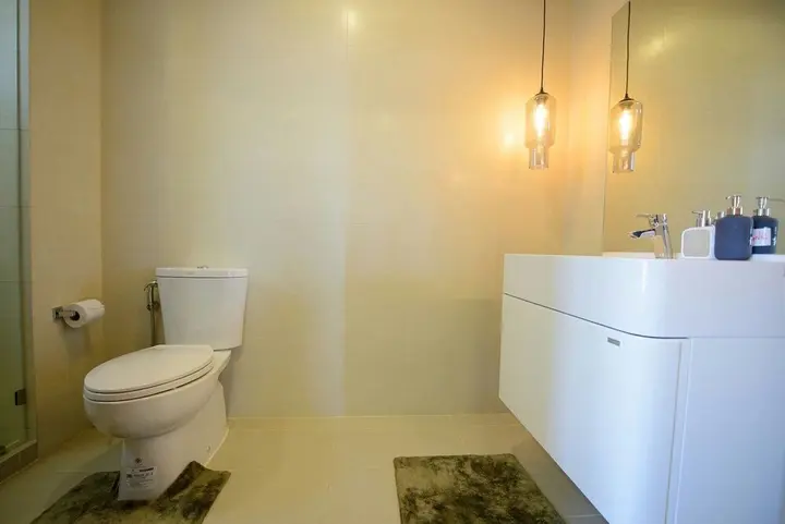 Бангкок: Near Rama 9 Intersection Apartment