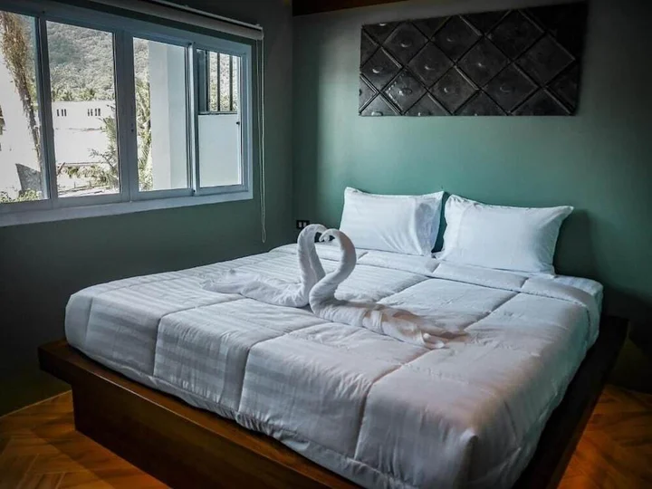 Остров Тау: The CK Hostel
