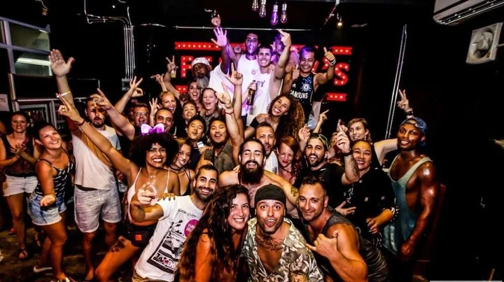 Остров Тау: The CK Hostel