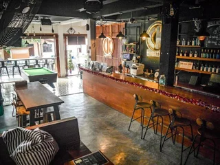 Остров Тау: The CK Hostel