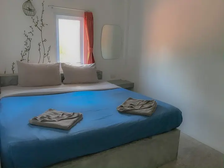 Остров Тау: The CK Hostel