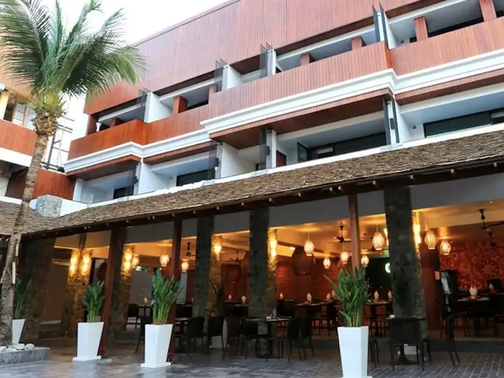 Lap Roi Karon Beachfront by Shanaya — фото 6