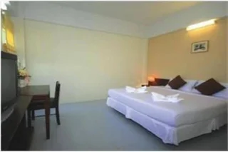 Накхонситхаммарат: Green Place Guest House