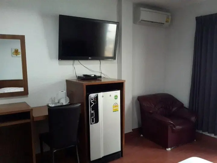 Бангкок: White Orchid Inn