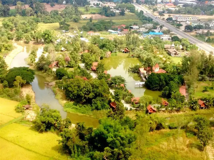 Нонг Вуа Со: Nongwuaso Resort