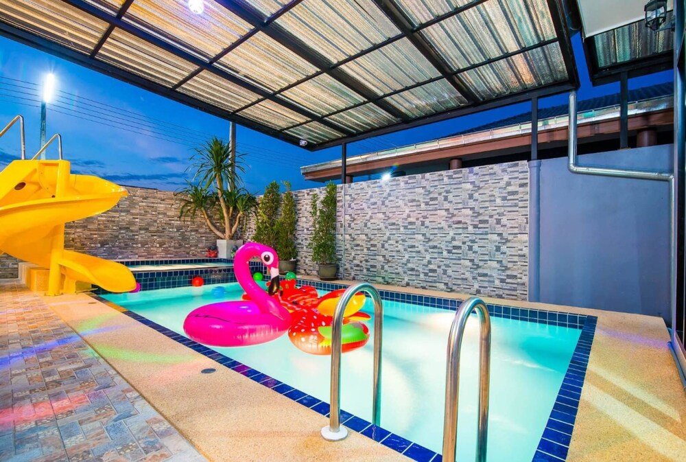 Grand Prix Pool Villa — фото 1
