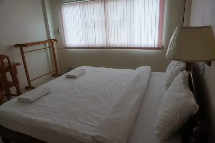 Тхат-Пханом: Pornnarumitr Hotel