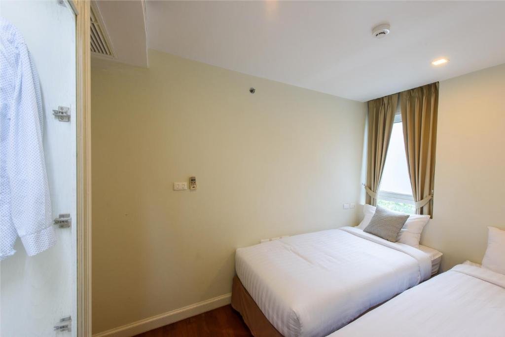Бангкок: Sabai Sathorn Service Apartment